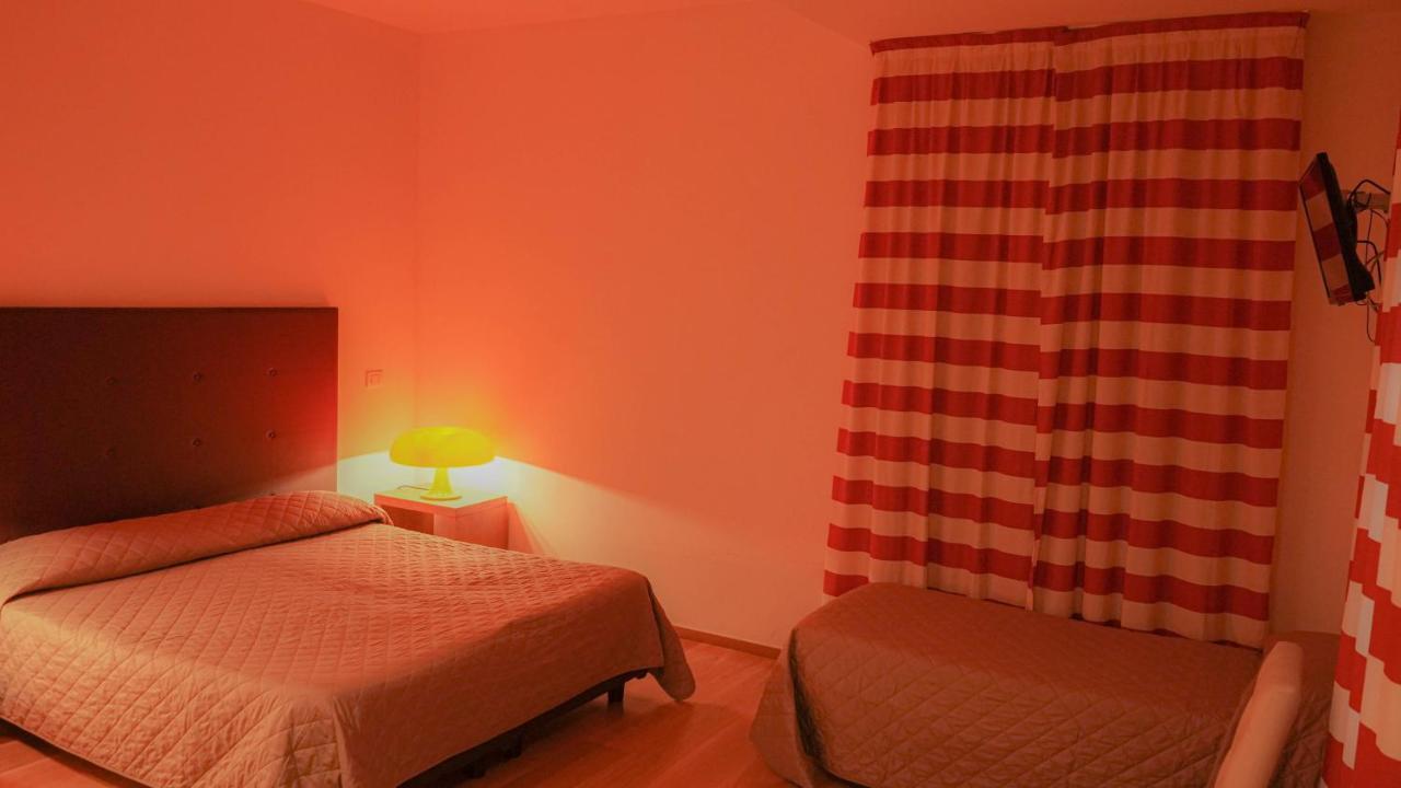 סלסומאג'יורה טרמה Le Querce Hotel מראה חיצוני תמונה