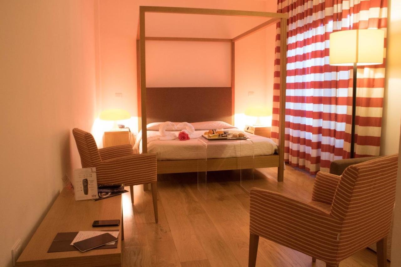 סלסומאג'יורה טרמה Le Querce Hotel מראה חיצוני תמונה